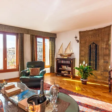 Ca Del Duca Apartment *